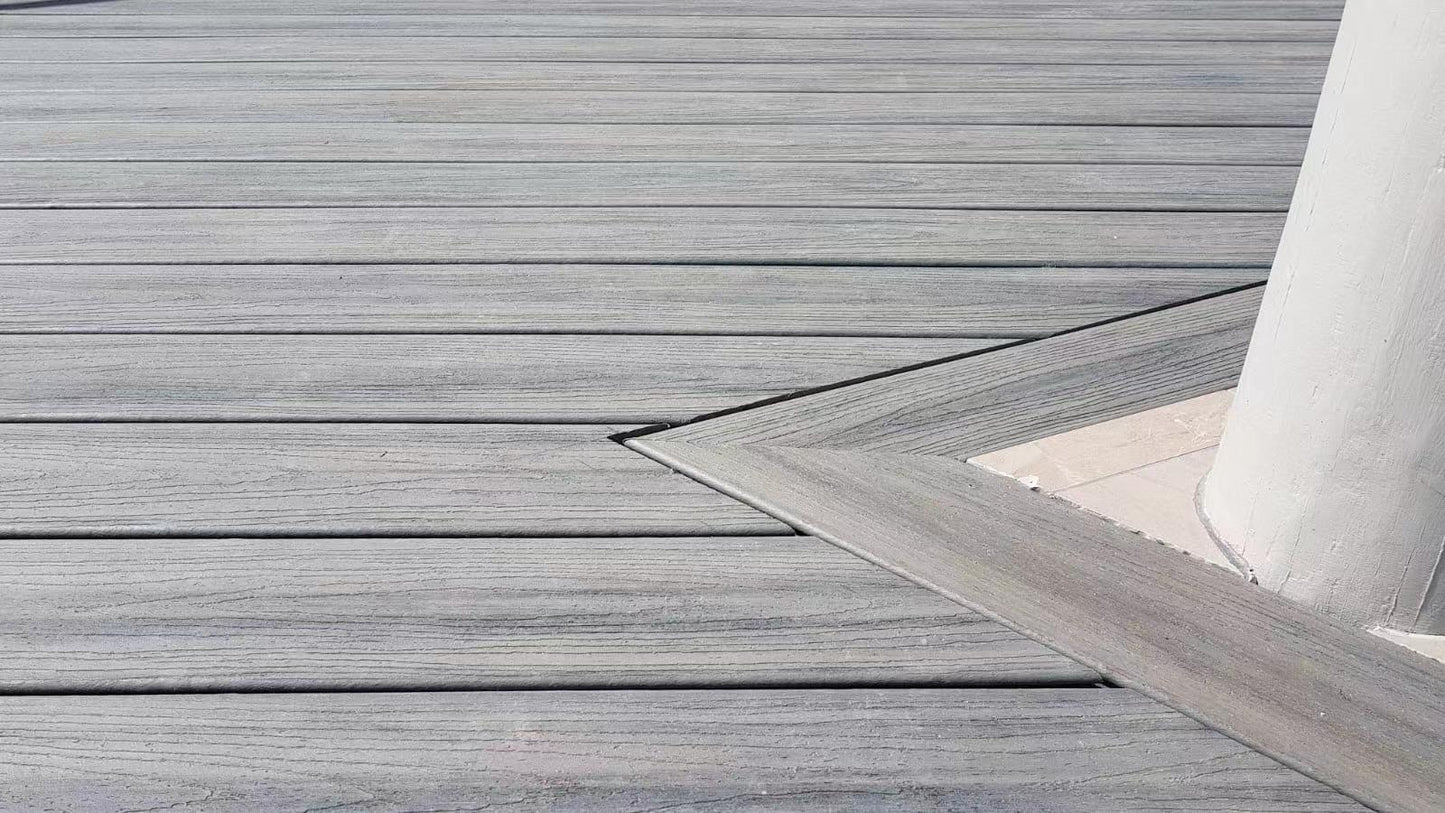 Esquinero WPC Coextruido 5.5×5.5 Acabado para Deck y Wall Panel | 2.90 m