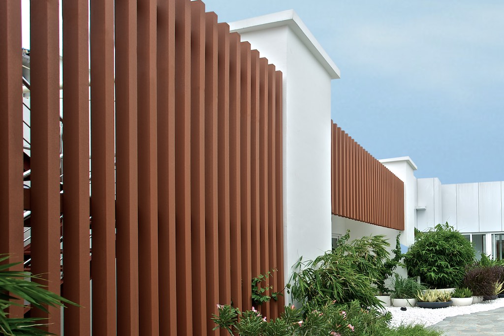 Viga WPC Coextruida 10×5 | Golden Teak | 2.90 m